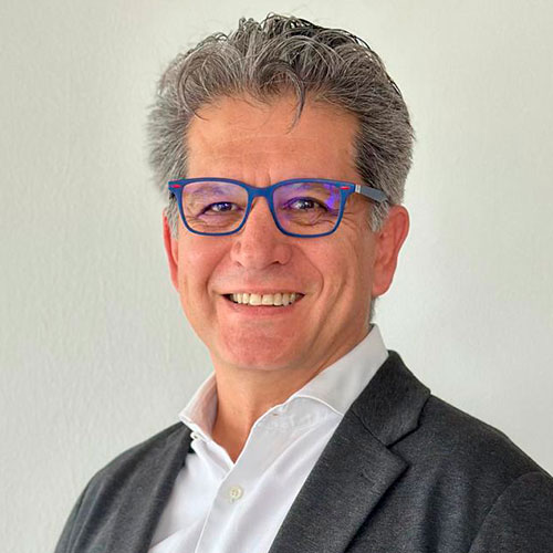 Dr. Martin Casale
